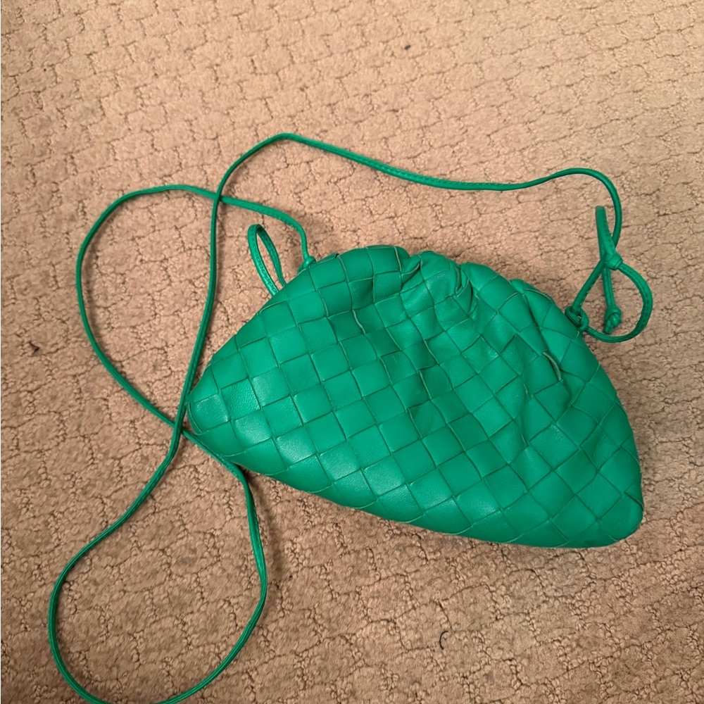 Bottega Veneta Intrecciato Woven Pouch/Clutch/Crossbody Bag - Picture 2 of 9